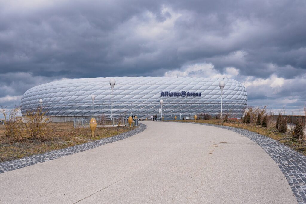 Vista del Allianz Arena de Múnich, estadio que será sede de la final de la Champions League 2028