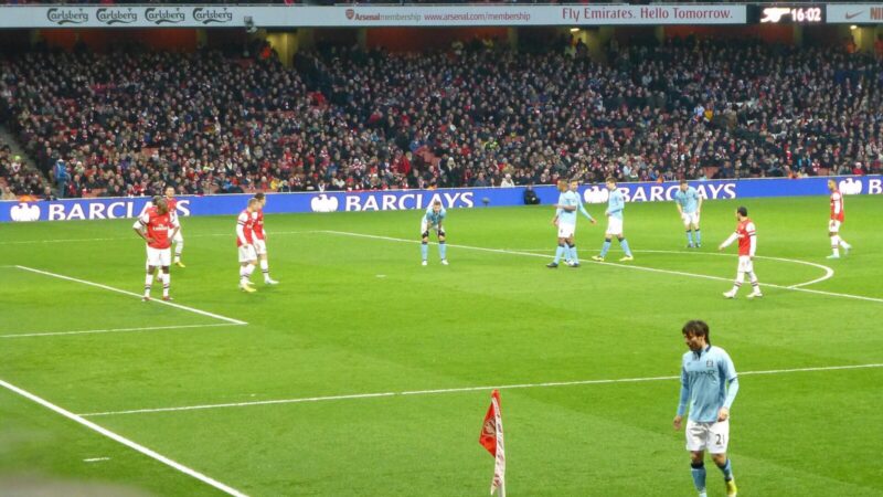 Estadio del Manchester City, el club cuestionado por presuntas irregularidades financieras en la Premier League
