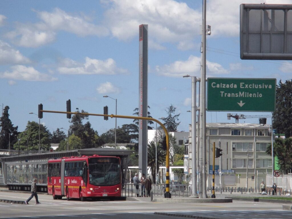 Estación del sistema TransMilenio, el transporte masivo en el que se registró el homicidio de Cristian Garzón en Soacha