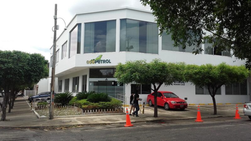 Instalaciones industriales de la petrolera Ecopetrol, cuya Junta Directiva definió la conformación de sus seis comités
