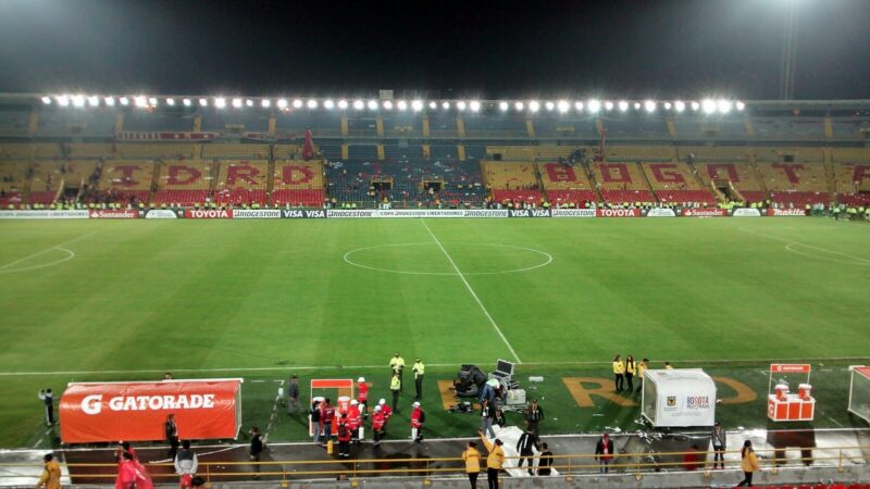 Vista del estadio El Campín en Bogotá, donde Atlético Nacional remontó 2-3 a Inter Bogotá por la liga colombiana.