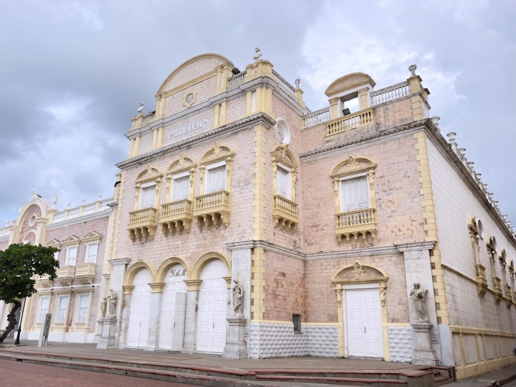 Teatro y espacios culturales de Quibdó, Chocó, en el contexto de la reconstrucción cultural del departamento tras el terremoto