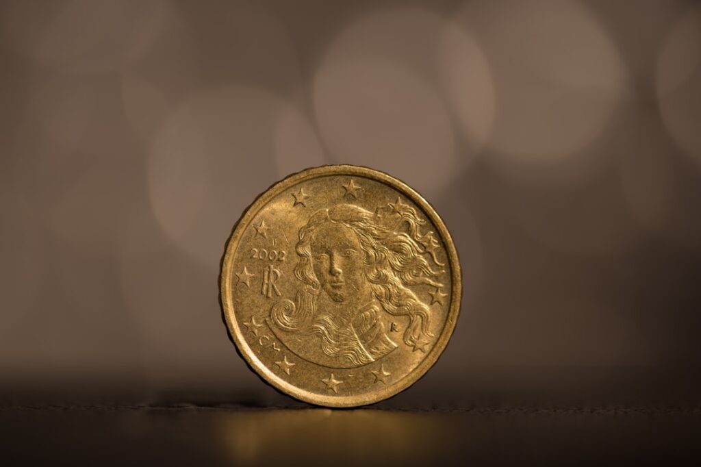 Billetes de dólar estadounidense, imagen referencial del comportamiento del precio de la divisa