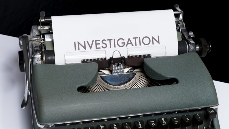 Documentos y elementos asociados a una investigación judicial por la desaparición de una persona