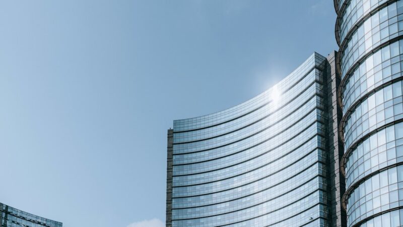 Torre corporativa moderna de una gran porción del portafolio inmobiliario que incorporará Pei