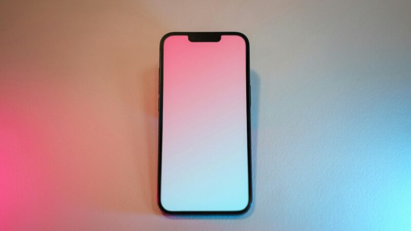Celular vivo Y31s 5G con pantalla amplia y diseño moderno