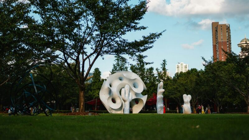 Panorámica de la ciudad de Cali, capital del Valle del Cauca, donde se exhibe la muestra 'Cali, después del ruido' sobre la explosión de 1956
