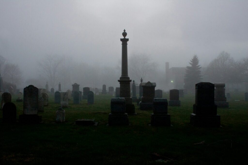 Labores de búsqueda en un cementerio asociadas a la verificación del cumplimiento de las sanciones impuestas por la JEP.