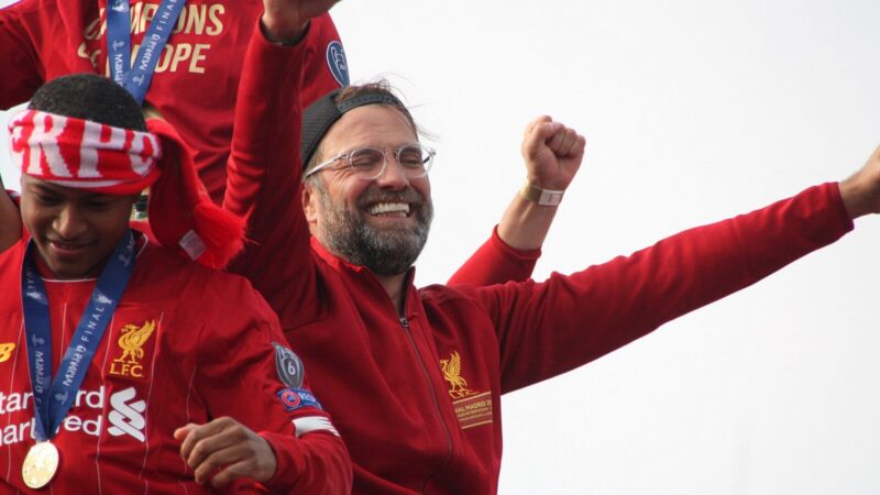 Jürgen Klopp, técnico que regresará a la selección de Alemania y encabeza el ranking de salarios de los entrenadores debutantes en la fecha FIFA