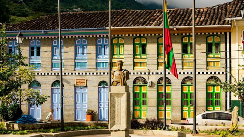 Edificio de una entidad pública colombiana relacionado con la administración pensional