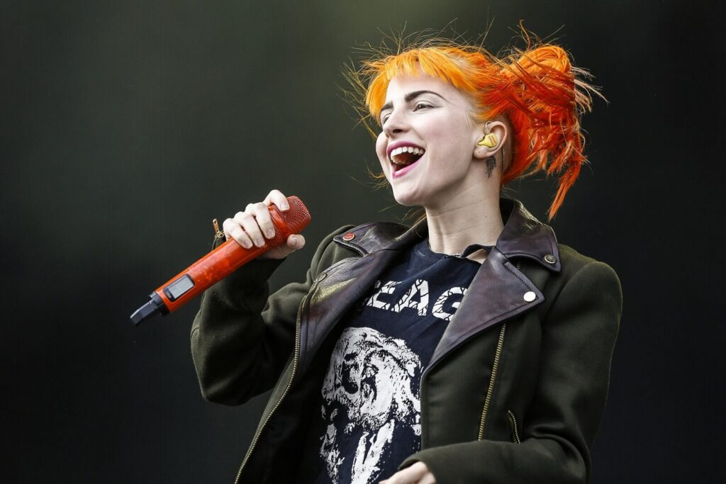 La cantante Hayley Williams, vocalista de Paramore, durante una presentación en vivo
