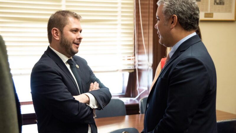 Iván Duque, expresidente de Colombia, durante un evento internacional