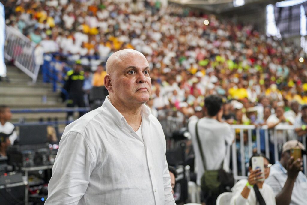 Salvatore Mancuso, excomandante de las Autodefensas Unidas de Colombia y designado gestor de paz del Gobierno