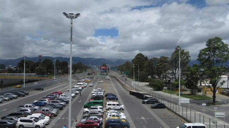 Obras de infraestructura vial y aeroportuaria en desarrollo