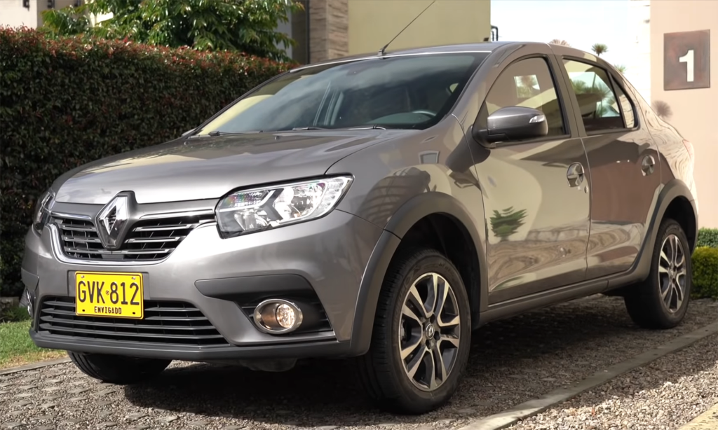 Línea de producción de vehículos de Renault-Sofasa en Envigado, Antioquia, donde la planta fabrica modelos como el Kwid, el Logan y la Duster.