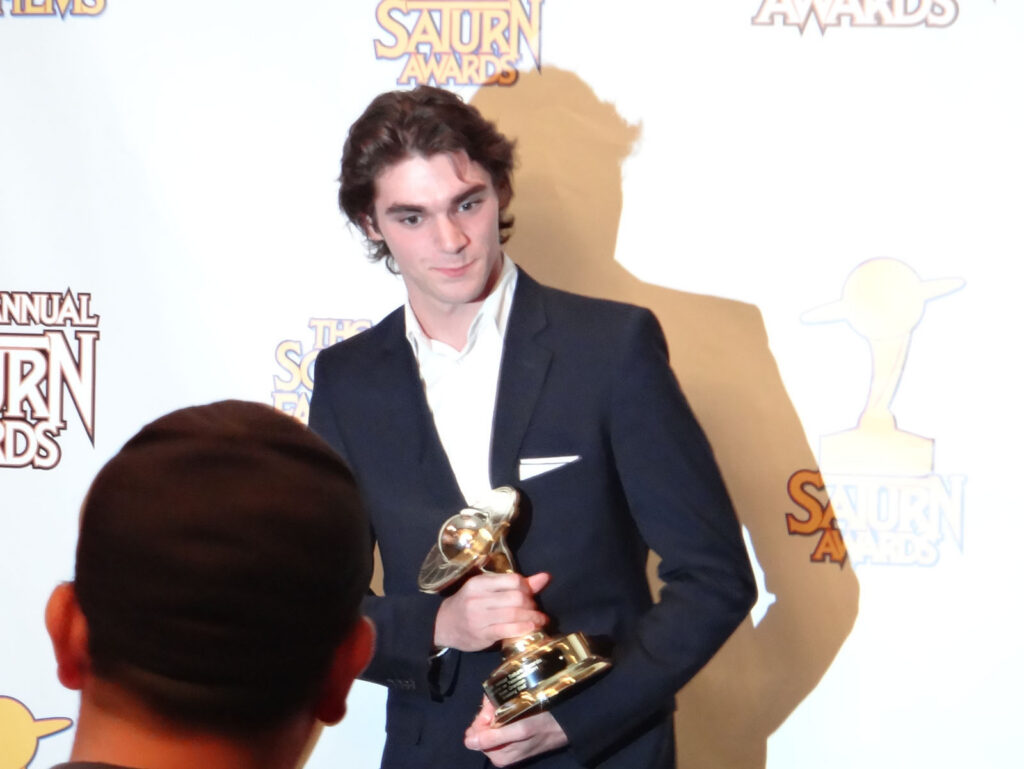 RJ Mitte durante una aparición pública, en referencia a la trayectoria del actor de ‘Breaking Bad’