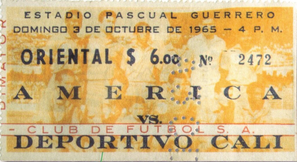 Aficionados de fútbol durante una jornada de rivalidad entre equipos