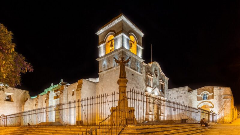Representación de san Francisco de Asís relacionada con su Testamento y la tradición franciscana
