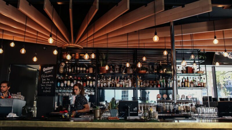 Bar de coctelería con una propuesta inspirada en ingredientes y biodiversidad colombiana