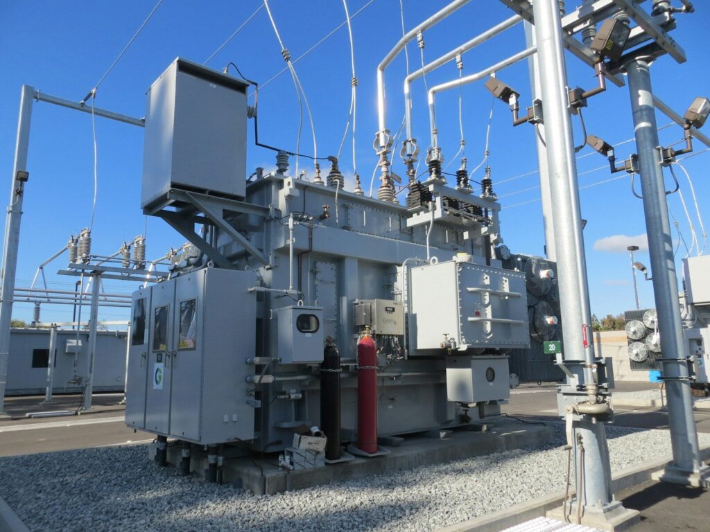 Sistema de baterías utilizado para almacenar electricidad y respaldar la red energética
