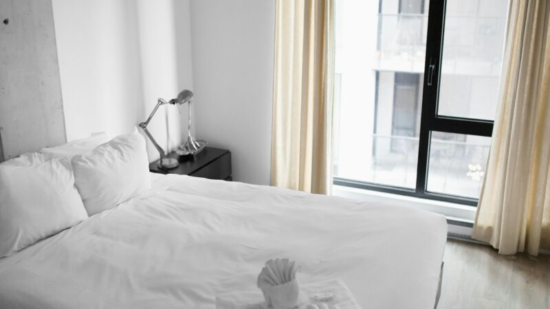 Habitación de hotel como representación de la actividad de alojamiento y turismo