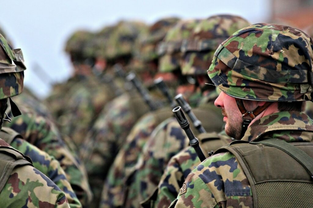 Reunión de seguridad europea que representa las tensiones entre Rusia y la OTAN