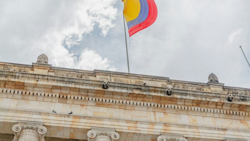 Documentos y reunión de trabajo sobre la planeación de políticas públicas