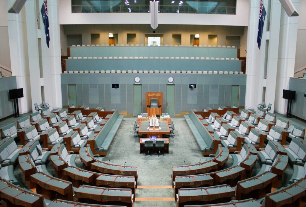 Sesión legislativa en el Congreso de Colombia durante el debate de un proyecto de presupuesto
