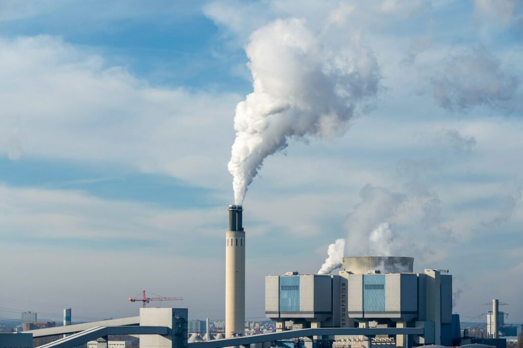 Instalaciones de una planta térmica utilizada para generar energía eléctrica