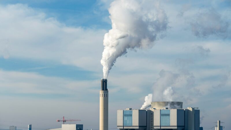 Instalaciones de una planta térmica utilizada para generar energía eléctrica