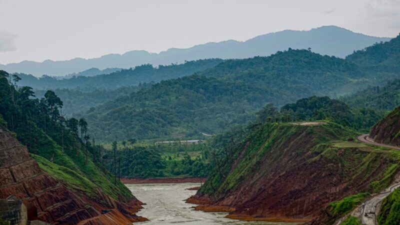 Zona ribereña intervenida por actividades de extracción de oro de aluvión