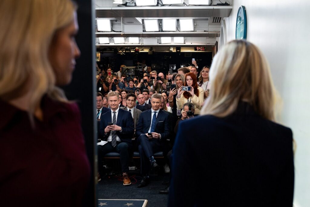 Sala de prensa de la Casa Blanca durante una comparecencia oficial